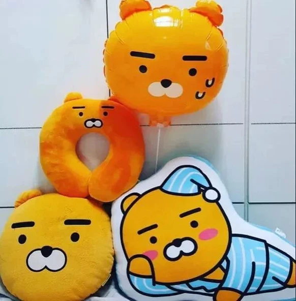 Kakao Friends Sarı Kupa Baskılı Peluş Yastık - 50cm - 10