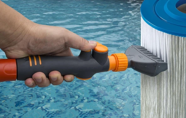 Tekrar Kullanılabilir Filtre Temizleme Fırçası - Plastik - Su Püskürtücülü - 9