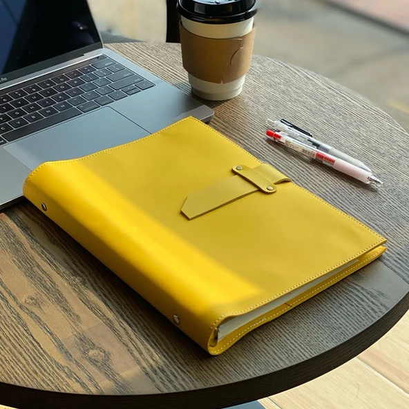 B5 Sekiz Delikli Defter - PU Sarı Kapatma Kitabı (kart cebi ile)