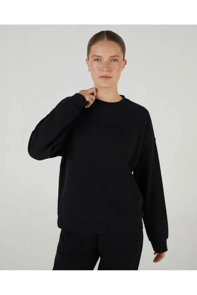W Essential Crewneck Sweatshirt Kadın Siyah Sweatshirt S242109-001