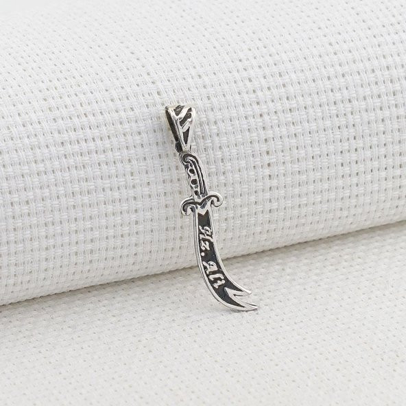 Hz Ali Yazılı Zülfikar Kılıç Tasarımlı 925 Ayar Gümüş Kolye Ucu ürün görseli