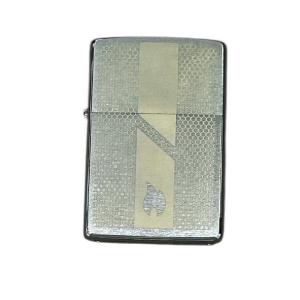 Zippo Metal Plate Design Çakmak 200-068886 (1-1) ürün görseli