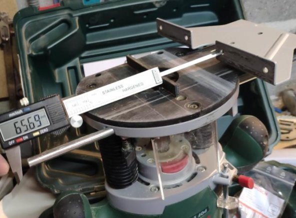 Bosch Router Center Reference Plastik Aparat - 2