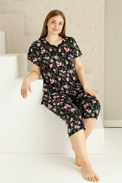 Anne Kalıp Tunik Büyük Beden Kapri-Battal Beden Dantel Detay Kısa Kol Viskon Bermuda Pijama Takımı - 9