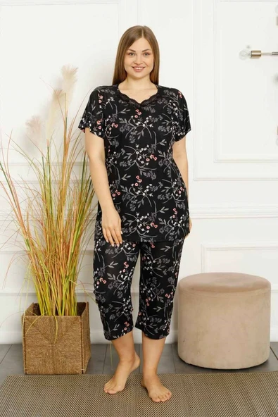 Anne Kalıp Tunik Büyük Beden Kapri-Battal Beden Dantel Detay Kısa Kol Viskon Bermuda Pijama Takımı - 7