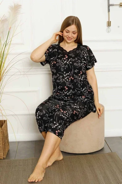 Anne Kalıp Tunik Büyük Beden Kapri-Battal Beden Dantel Detay Kısa Kol Viskon Bermuda Pijama Takımı - 10