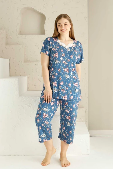 Anne Kalıp Tunik Büyük Beden Kapri-Battal Beden Dantel Detay Kısa Kol Viskon Bermuda Pijama Takımı - 5