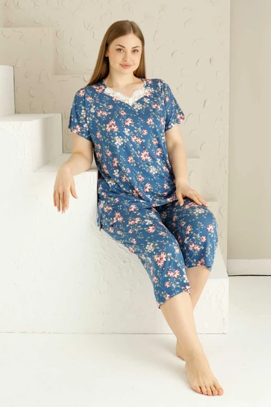Anne Kalıp Tunik Büyük Beden Kapri-Battal Beden Dantel Detay Kısa Kol Viskon Bermuda Pijama Takımı - 8