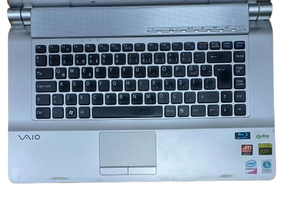 Sony Vaio VGN-FW21E Core2duo P8400 2.27Ghz Notebook Yenilenmiş Ürün - 3