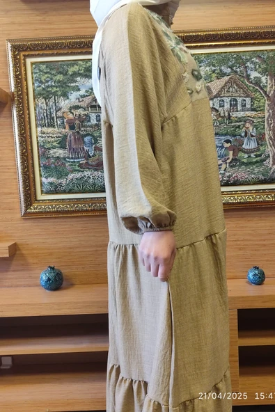 Doğal Doku Oversize Çiçek Desenli Elbise – Yazlık Rahat Kalıp, Şık ve Ferah Tasarım - 11