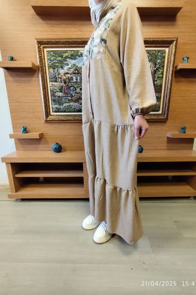 Doğal Doku Oversize Çiçek Desenli Elbise – Yazlık Rahat Kalıp, Şık ve Ferah Tasarım - 8