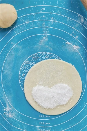 Yuvarlak Yapışmaz Premium Kalite Ölçülü Silikon Hamur Açma Matı 30cm /kek Pasta Pişirme Kağıdı İşlevli - 4