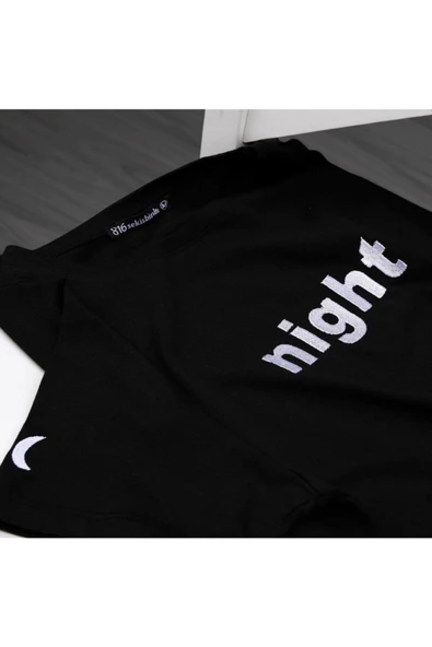 Siyah Night Nakışlı Kol Detaylı T-shirt