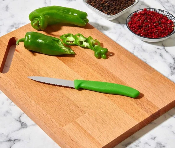 Victorinox 8cm Tırtıklı Soyma Doğrama Bıçağı - 9