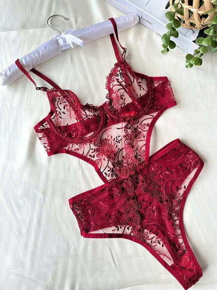 Aria's Closet Çiçek Desenli Bordo Bodysuit