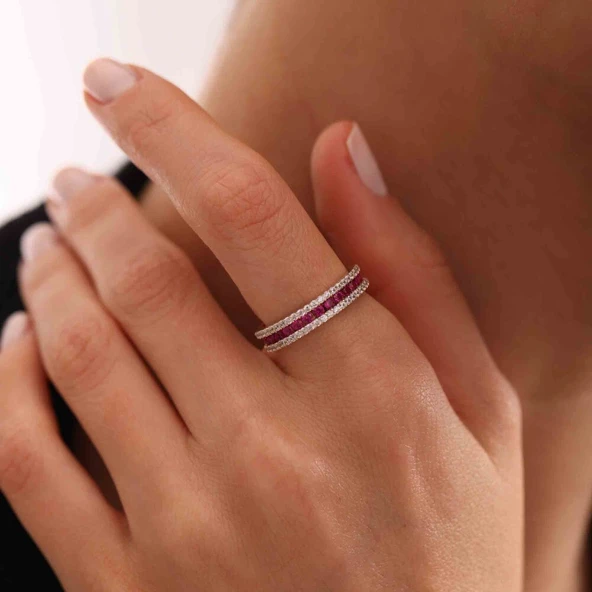 Yarım Tur Altın Yüzük Ruby