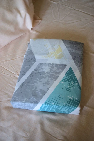 Pamuk Nevresim Takımı Çift Kişilik 200x220 Çarşaflı Geometrik Desenli Yumuşak Kumaş - 4 Parça - 4