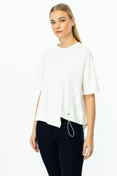 On Asimetrik Desenli Oversize Kadın Bluz 25Y56327 - 2
