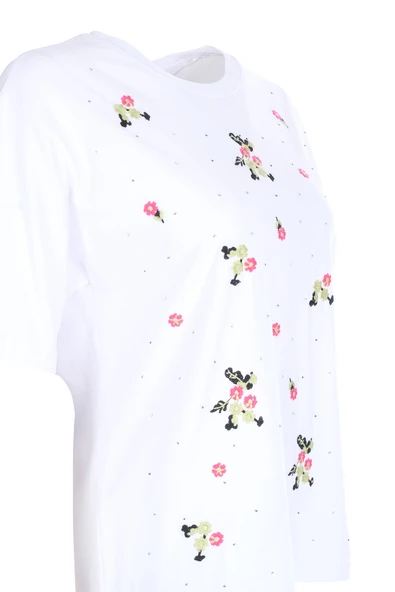 On Oversize Nakışlı Kısa Kol Kadın Bluz - Minimalist Tarz - 17