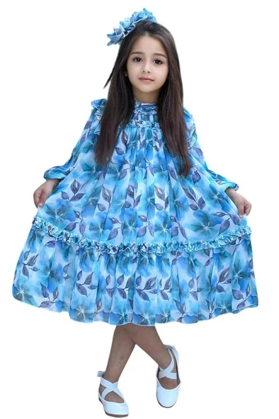 Kız Çocuk Yakası ve Omuzları Fırfır Detaylı Çiçek İşlemeli Pliseli Mavi Elbise - Resim 7