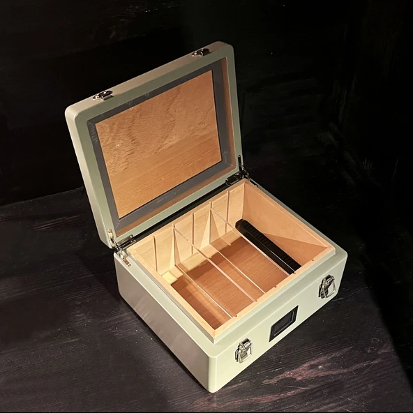 Mezmob İspanyol Sedir Humidor Puro Kutusu Baskı Kilitli Fitilli Haki Yeşil Lake Boya Dijital - 4