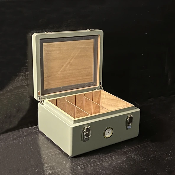 Mezmob İspanyol Sedir Humidor Puro Kutusu Baskı Kilitli Fitilli Haki Yeşil Lake Boya Analog
