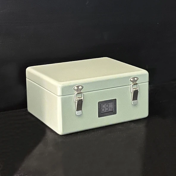 Mezmob İspanyol Sedir Humidor Puro Kutusu Baskı Kilitli Fitilli Haki Yeşil Lake Boya Dijital