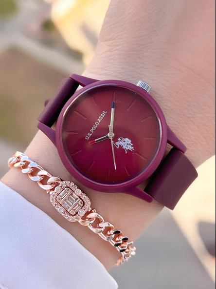 U.S.POLO ASSN Silikon Kordon 3 Atm Suya Dayanıklı Spor Kadın Kol Saati USPA.2089.B05