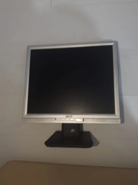 ACER AL1717 ASMD DVI MULTIMEDYA LCD 17 MONİTÖR 2.EL KULLANILMIŞ