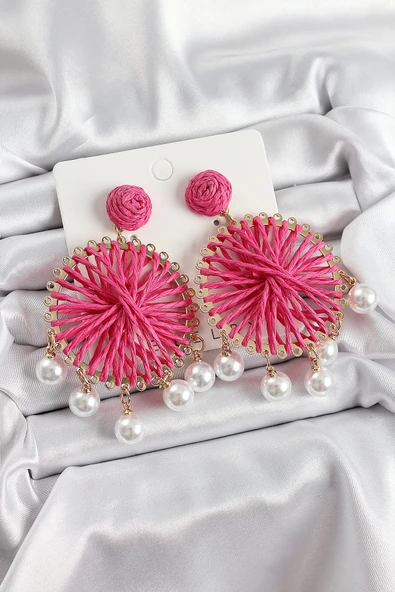 Pembe Hasır Örgü Sarmal Model Sallantılı İnci Detaylı Gold Renk Kadın Küpe
