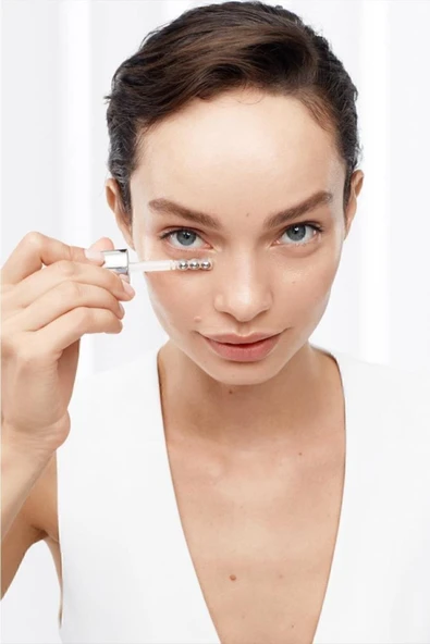 L'Oreal Paris Revitalift Filler Aydınlatıcı Göz Serumu 20ml & Hydra Nem ile Dolgunlaştıran Serum 150ml - 3