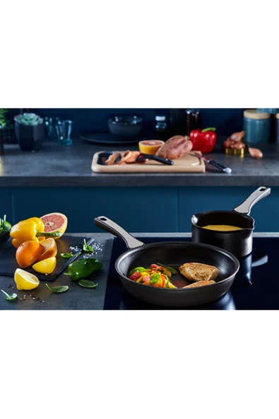TEFAL Titanyum 6X UnlimitedOne 2'li İndüksiyon Tabanlı Tava Seti - 6