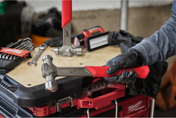 Milwaukee Çelik Bilyeli Çekiç 680 GR 4932492347 - 4