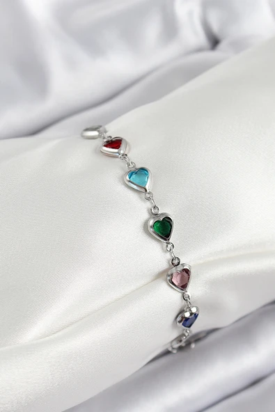 Pirinç Gümüş Renk Karışık Renk Kalp Zirkon Taşlı Kadın Bileklik - EBJ250605W34575 ürün görseli