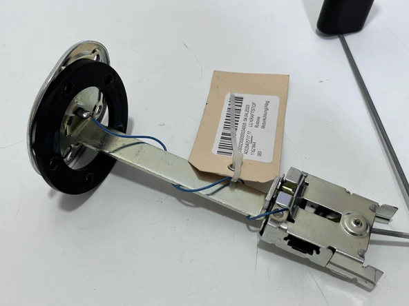 Mercedes Dizel Yakıt Seviye Sensörü A0035405717 - Resim 3