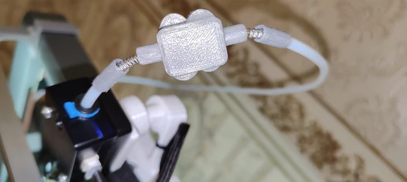 Byr 4'ü 1 arada filtre, filamenti çekerken şok/sarsıntı telafisi... (Plastik Aparattır!!!) 3D - 4