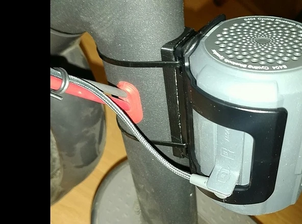 Venstar S404 hoparlörü Xiaomi Mija M365'e takmak için contalar (Plastik Aparattır!!!) - 3