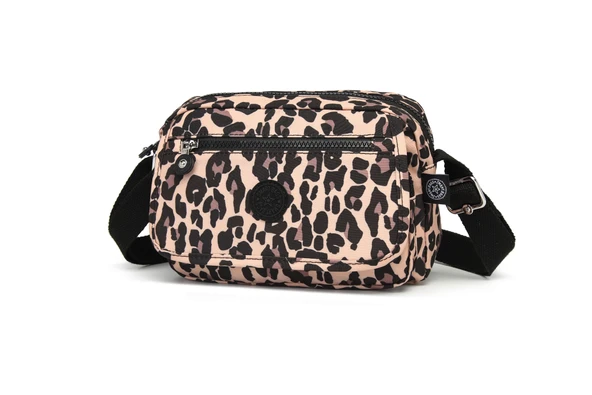 Smart Bags Postacı Kadın Çantası Krinkıl Kumaş 3166 - Resim 2