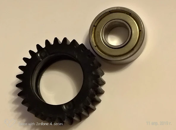 OCE TDS 400 mühendislik sisteminin geliştirme ünitesinin dişlisi (Plastik Aparattır!!!)
