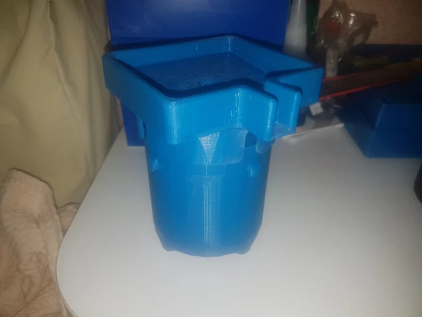 Sıvı sabun için sabunluk. (Plastik Aparattır!!!)