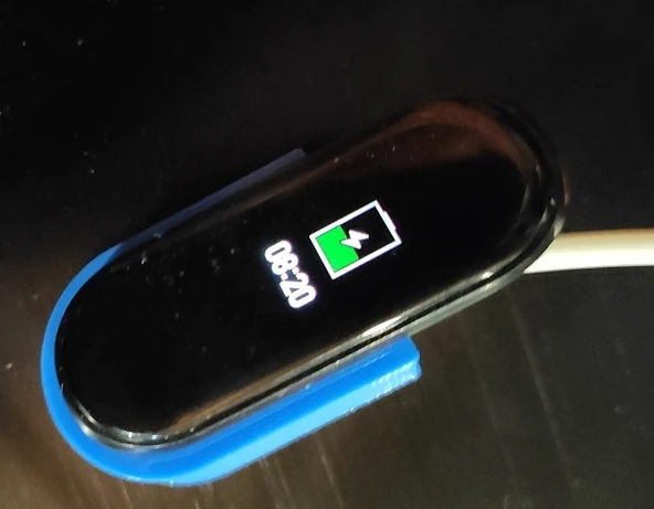 Mi Band 4 için şarj etme (Plastik Aparattır!!!)