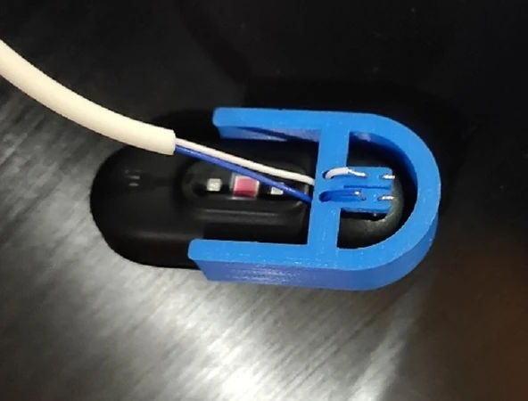 Mi Band 4 için şarj etme (Plastik Aparattır!!!) - 2