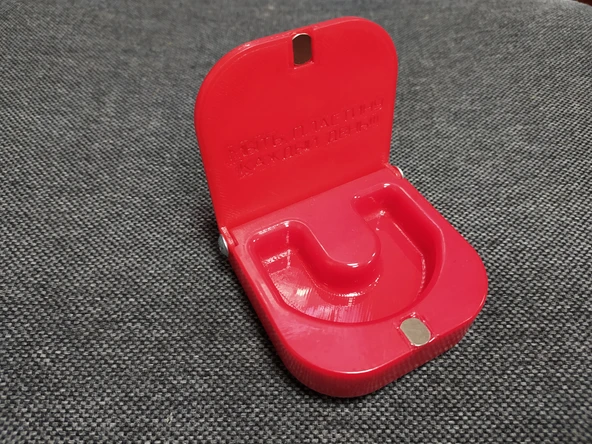 Çocuk Diş Plakası için Dava (Plastik Aparattır!!!)