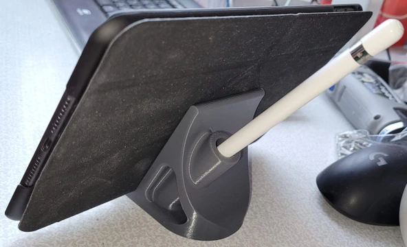 İPad Mini 5 ve 1. nesil bir kalem için bir stand. (Plastik Aparattır!!!) - 2