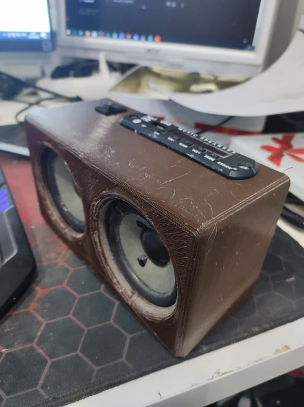 Byr Case sütunu + kapak (Plastik Aparattır!!!) 3D - 3