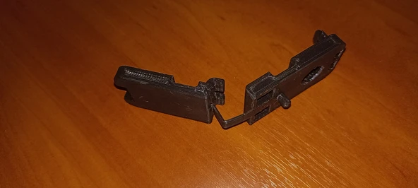 Byr Kargo arabasının farının koruyucu bir ızgarasının sabitlenmesi (Plastik Aparattır!!!) 3D - 4