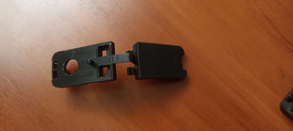 Byr Kargo arabasının farının koruyucu bir ızgarasının sabitlenmesi (Plastik Aparattır!!!) 3D - 2