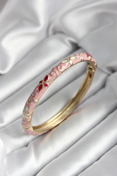 Mineli Pirinç Pembe Çiçek Desenli Gold Renk Kadın Kelepçe - TJ-BB7005