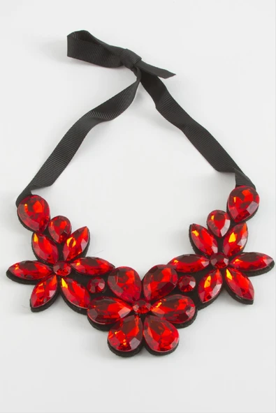 Çiçek Taşlı Yaka Kolye - Resim 3