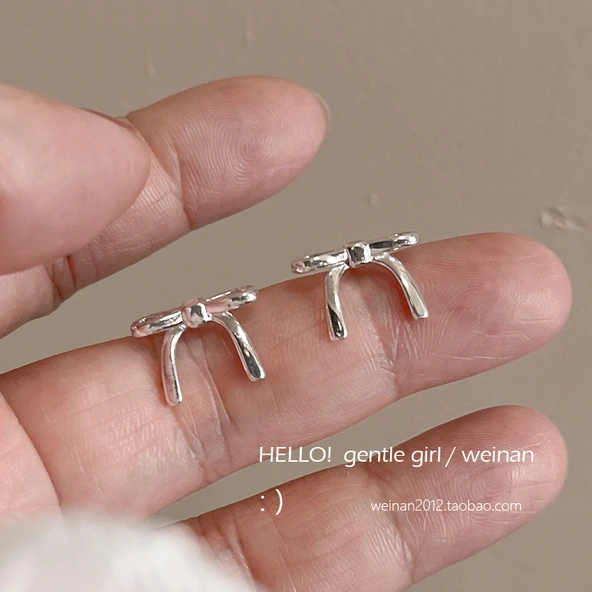 Gümüş Kelebek Sinek Kovucu Kulak Klipsi - Gümüş Çiviler (12mm Uzunluk)